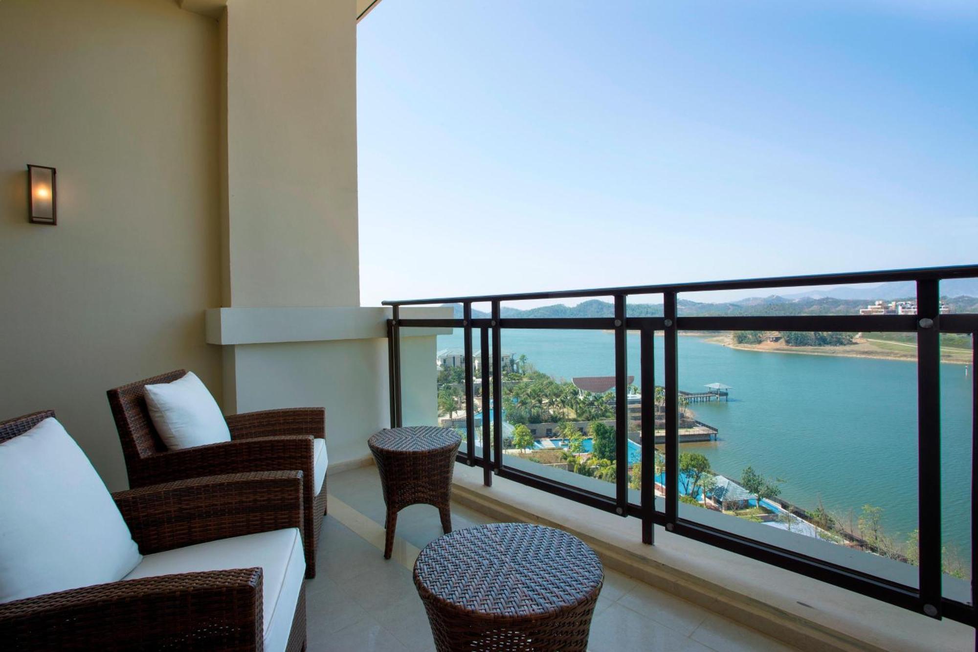 Sheraton Bailuhu Resort, Huizhou Huizhou  Dış mekan fotoğraf