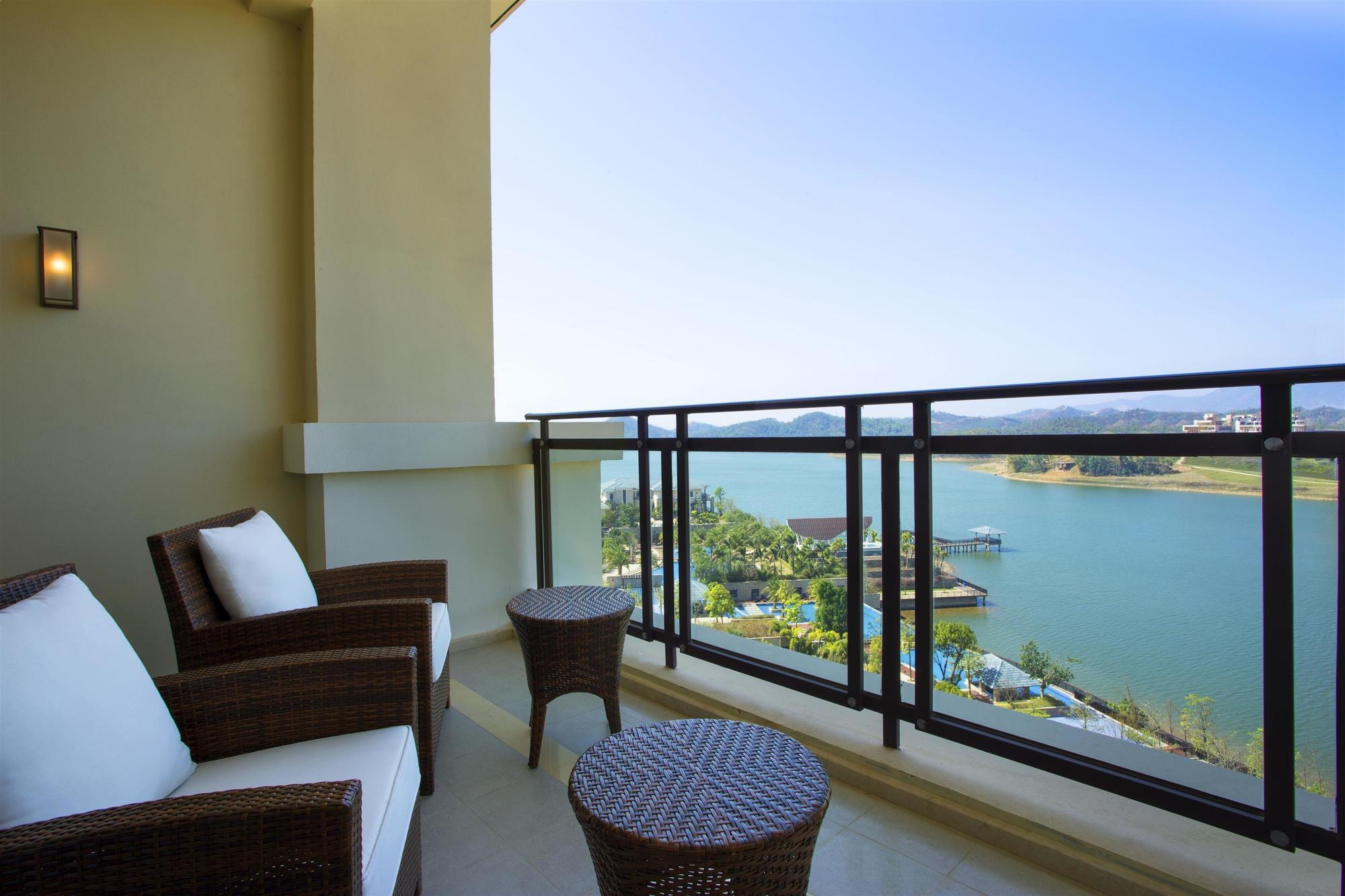 Sheraton Bailuhu Resort, Huizhou Huizhou  Dış mekan fotoğraf